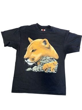Puma Mountain lion graphic t-shirt size L GUC